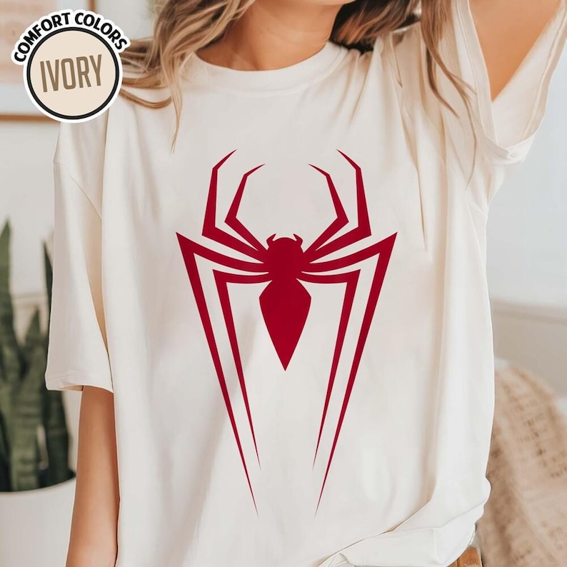 Vintage Spider-Man Comic Shirt, Retro Mcu Graphic Tee, PeterParker T-Shirt, Classic Superhero Shirt, Spiderman Gift for Him Bild 1