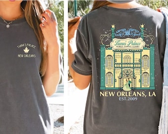 Doppelseitiges Tiana's Palace New Orleans Comfort Colors Shirt, Retro Prinzessin und The Frog T-Shirt, Disneyland Trip Outfits, Geburtstagsgeschenk T-Shirt