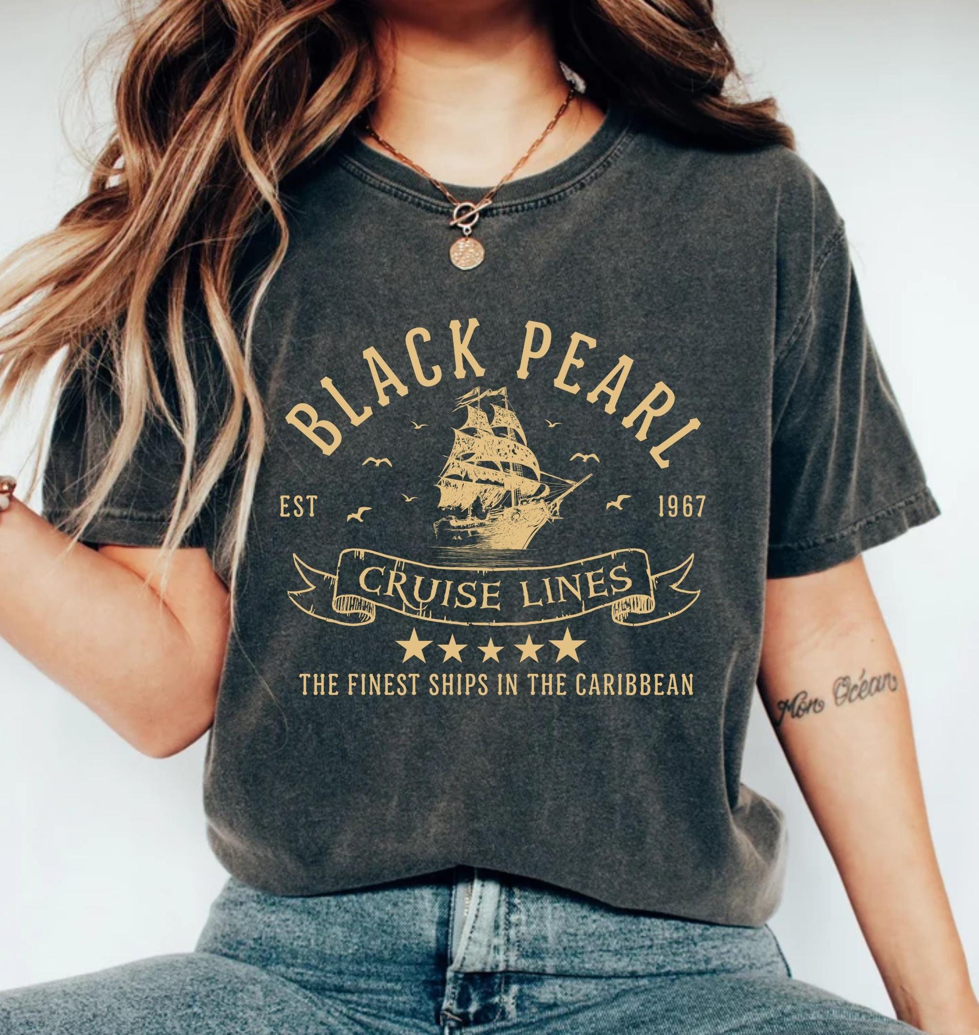 Camiseta de los mejores barcos del Caribe de Black Pearl Cruise Lines con colores cómodos, camiseta de Piratas del Caribe de Disney, viaje a Magic Kingdom Disneyland