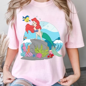 Disney Princess Ariel And Flounder Comfort Colors Shirt, The Little Mermaid Disney T-shirt, Disneyland Family Trip Outfits, Disney Girl Tee