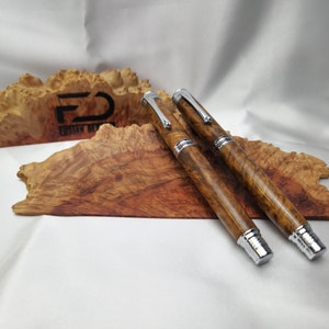 Handgemaakte Byron Chrome Rollerball- en Vulpenset met Thuya Burl Body