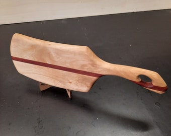 Walnut and Padauk wood cutting board / ideal gift / artisanal wood