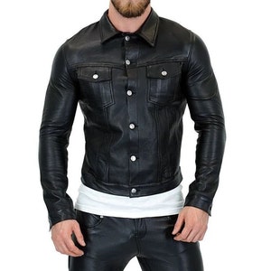 Men&#39;s Black Leather Trucker Jacket: Slim Fit Biker Style