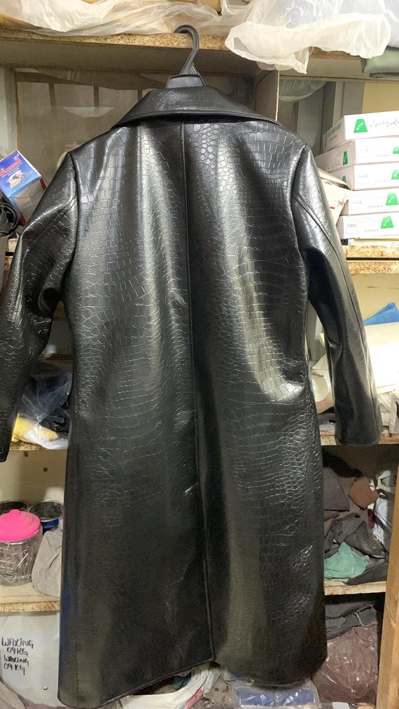 Men's Black Crocodile Faux Leather Trench Coat: Alligator