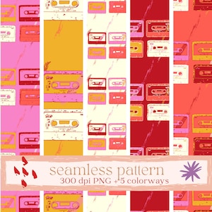 Op de afbeelding: Een naadloos patroonontwerp met retro cassettes in verschillende kleuren, waaronder roze, rood, geel en wit. Het ontwerp bevat de tekst "seamless pattern" en "300 dpi PNG +5 colorways".