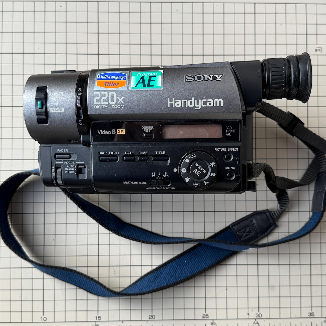 本体未清掃ジャンク品 8 Video 15倍ズーム Handycam SONY Sony Camera Retro – Camcorder Digital Hi8 PAL CCD-TRV408E Handycam ビデオカメラ