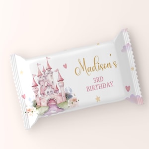 Etiqueta imprimible para envoltorio de golosinas de arroz de cumpleaños de princesa, para niña, ideal para el primer cumpleaños, con diseño de castillo de cuento de hadas y carruaje, descarga editable, B290