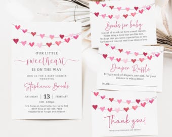 Puede incluir: Corazones de acuarela rosa y rojo enhebrados en un fondo blanco. El texto "Our Little Sweetheart Is On The Way" está en la parte superior de la invitación. El texto "Stephanie Brooks" está debajo del texto "Our Little Sweetheart Is On The Way". El texto "Join Us For A Baby Shower Honoring" está por encima del texto "Stephanie Brooks". El texto "Saturday 13 February 3:00-6:00pm" está debajo del texto "Stephanie Brooks". El texto "123, Tunas st, Southville, Harrys Da 589" está debajo del texto "Saturday 13 February 3:00-6:00pm". El texto "RSVP Alice at 123-456-7889" está debajo del texto "123, Tunas st, Southville, Harrys Da 589". El texto "Registered at Target and Amazon" está debajo del texto "RSVP Alice at 123-456-7889".