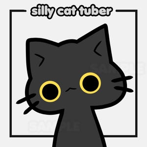 Puede incluir: Un gato negro de dibujos animados con grandes ojos amarillos y bigotes, sobre un fondo blanco dentro de un cuadrado con contorno negro. El texto "silly cat tuber" está encima del gato.
