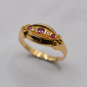 Antique 1918 18ct Gold Ruby & Diamond Five-Stone Boat Ring, UK Size N (US Size 6 3/4)