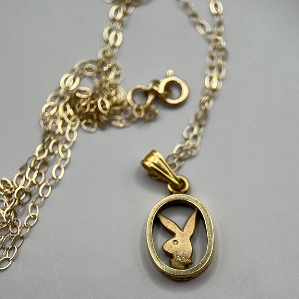 1960s Vintage 9ct Gold Playboy Pendant Necklace - Unique Collectible - Princess Chain Necklace