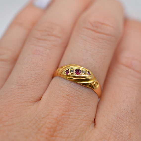 Antique Edwardian 18ct Gold Ruby & Diamond Ring, … - image 9