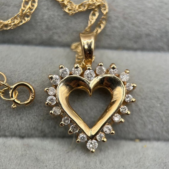 9ct Diamond heart Pendant 9ct Diamond heart Pendant