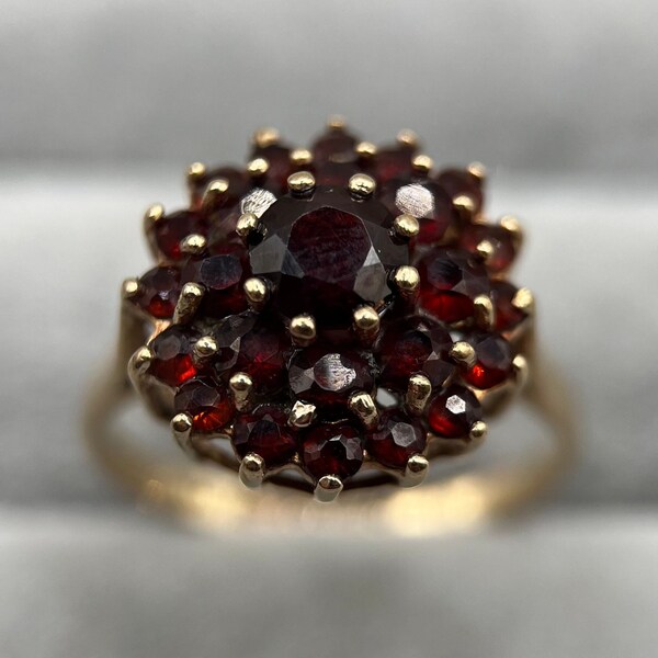 1970s Vintage 9ct Gold Garnet Cluster Ring, UK Size O (US Size 7) - Boho Hippie Gemstone Ring