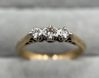 Vintage 9ct Gold Diamond Trilogy Ring, UK Size M 1/2 (US Size 6.5)