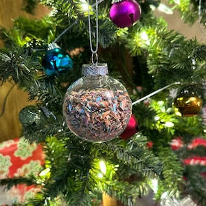 Recyceltes Skateboard Ornament