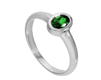 Sterling Silber & Smaragd CZ Kristall Oval Mai Birthstone Ring Größen J - U