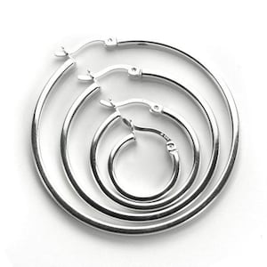 Örhängen i sterlingsilver, 2 mm, fyrkantiga rör - hävarmshöljen