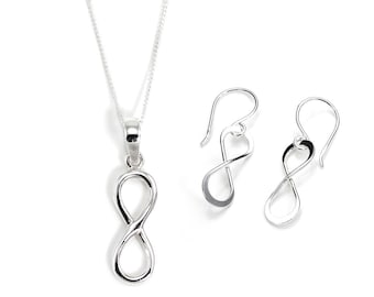 Conjunto de pendientes y collar con aro infinito en plata de ley