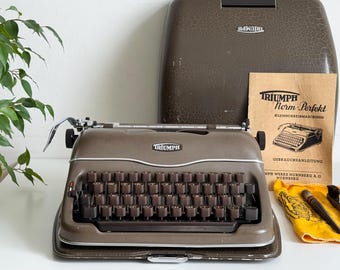 Vintage 80s Adler Triumph Gabriele 12 Typewriter With Case - Etsy