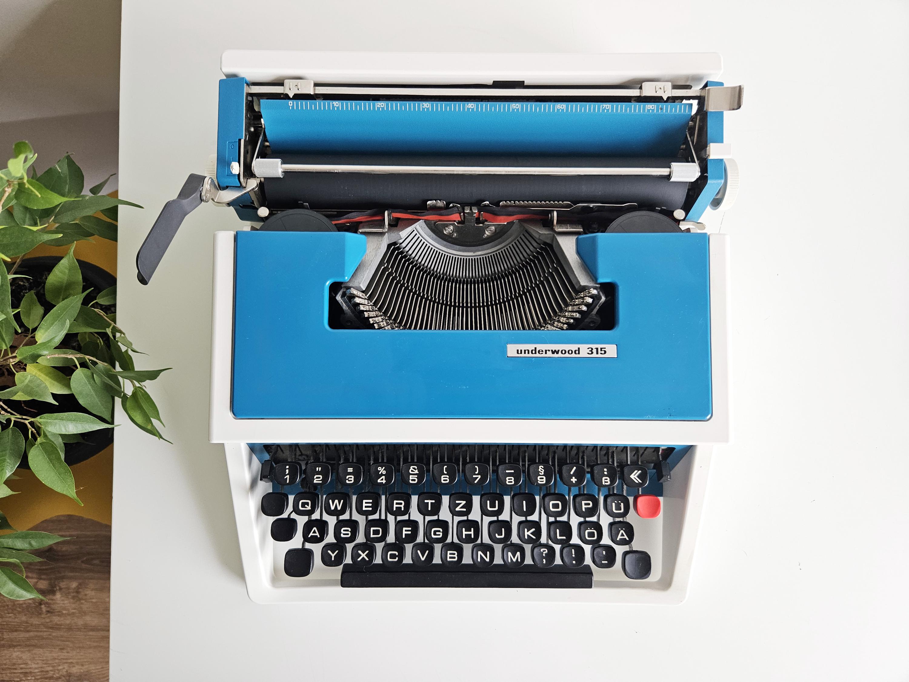 Olivetti 315 タイプライター ビンテージ