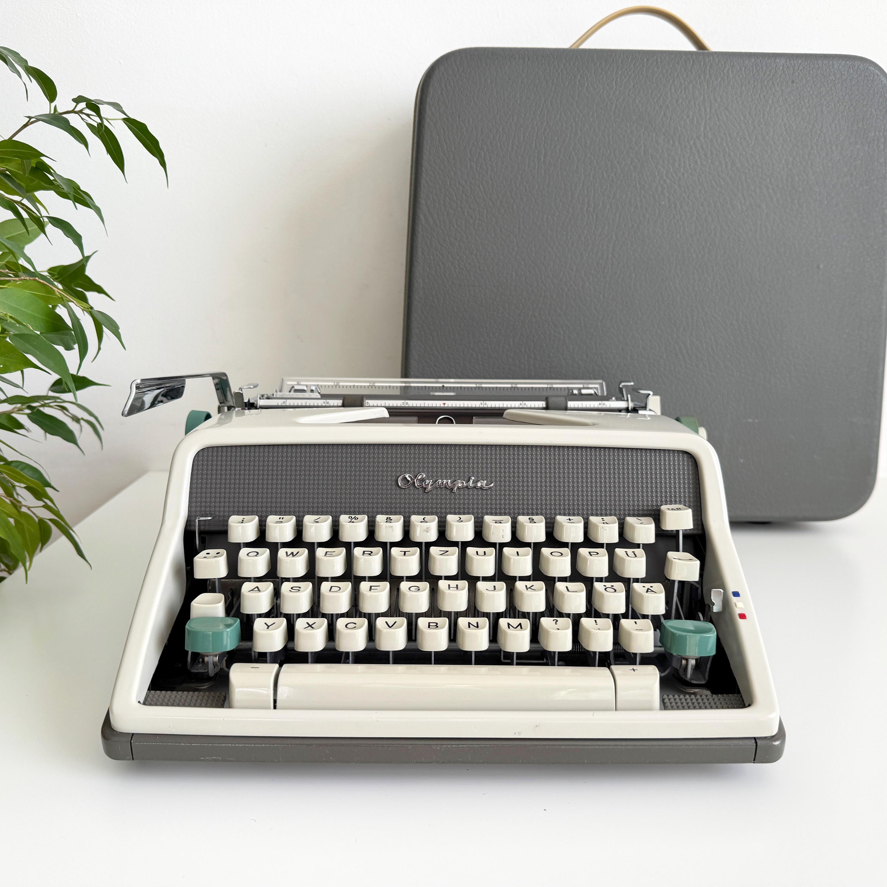 AlexTypewriters - Etsy 日本