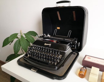 60% OFF! Rheinmetall KST Typewriter, original black color in awesome condition. from the 1950s. Collectable. Unusual gift.
