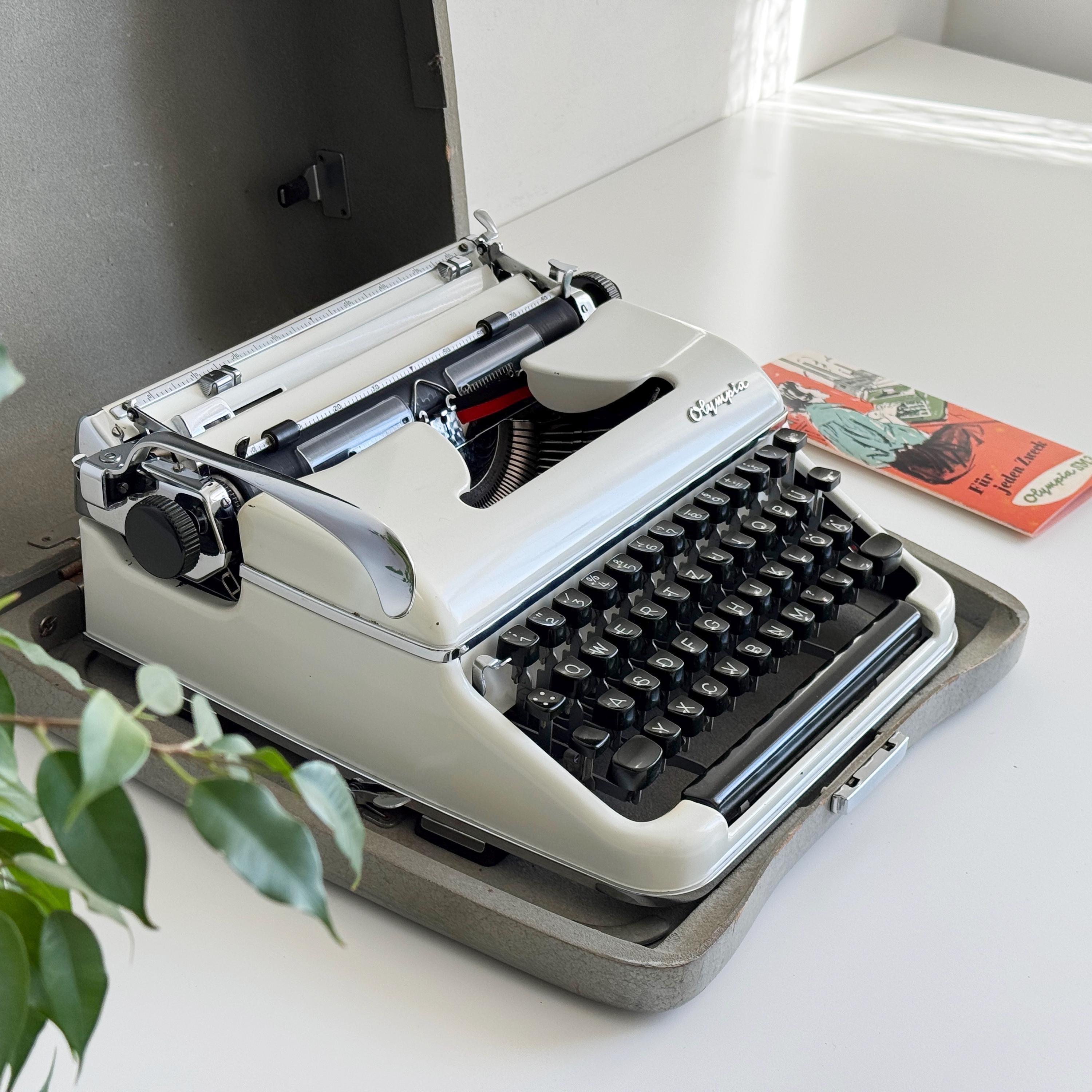 AlexTypewriters - Etsy 日本