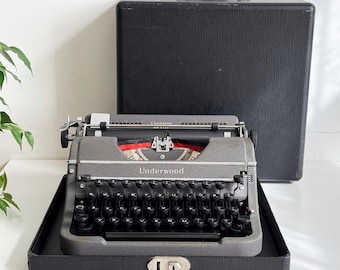 Underwood Champion Typewriter | 1940s USA | Elite Typeface 12 CPI | Fully Serviced | Original Case