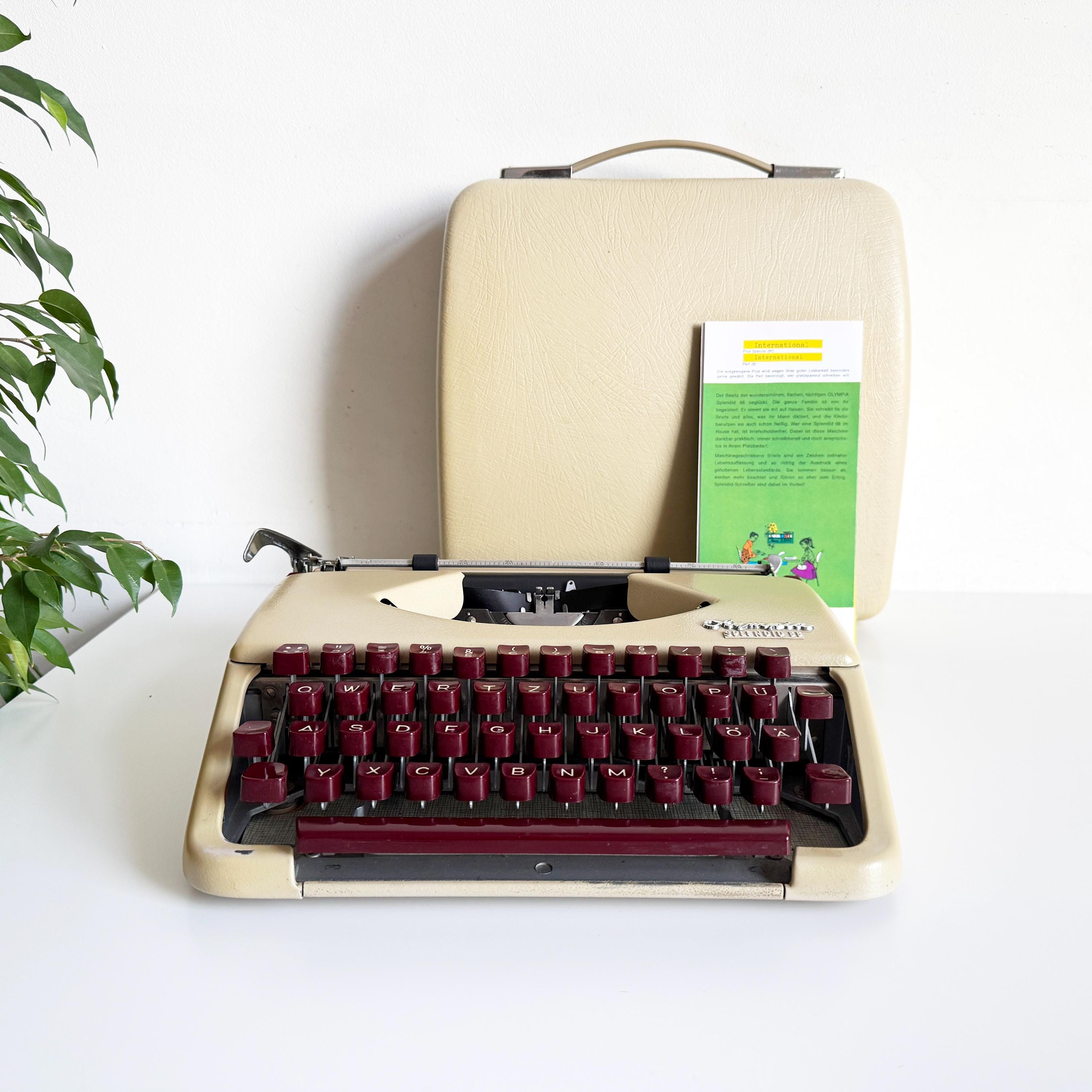 Olympia Splendid 33 Working Typewriter, Professionally Maintained