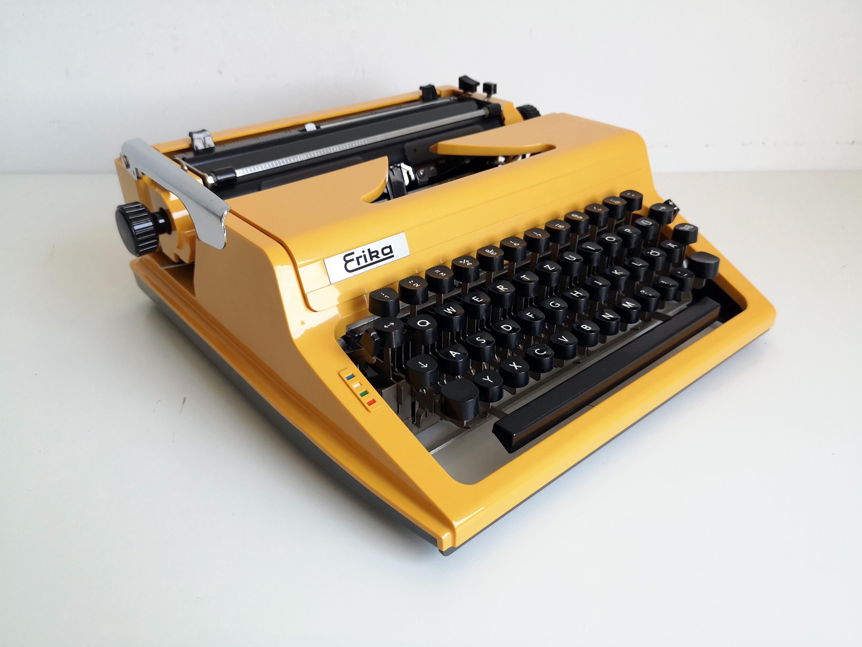 タイプライター AlexTypewriters - Etsy 日本