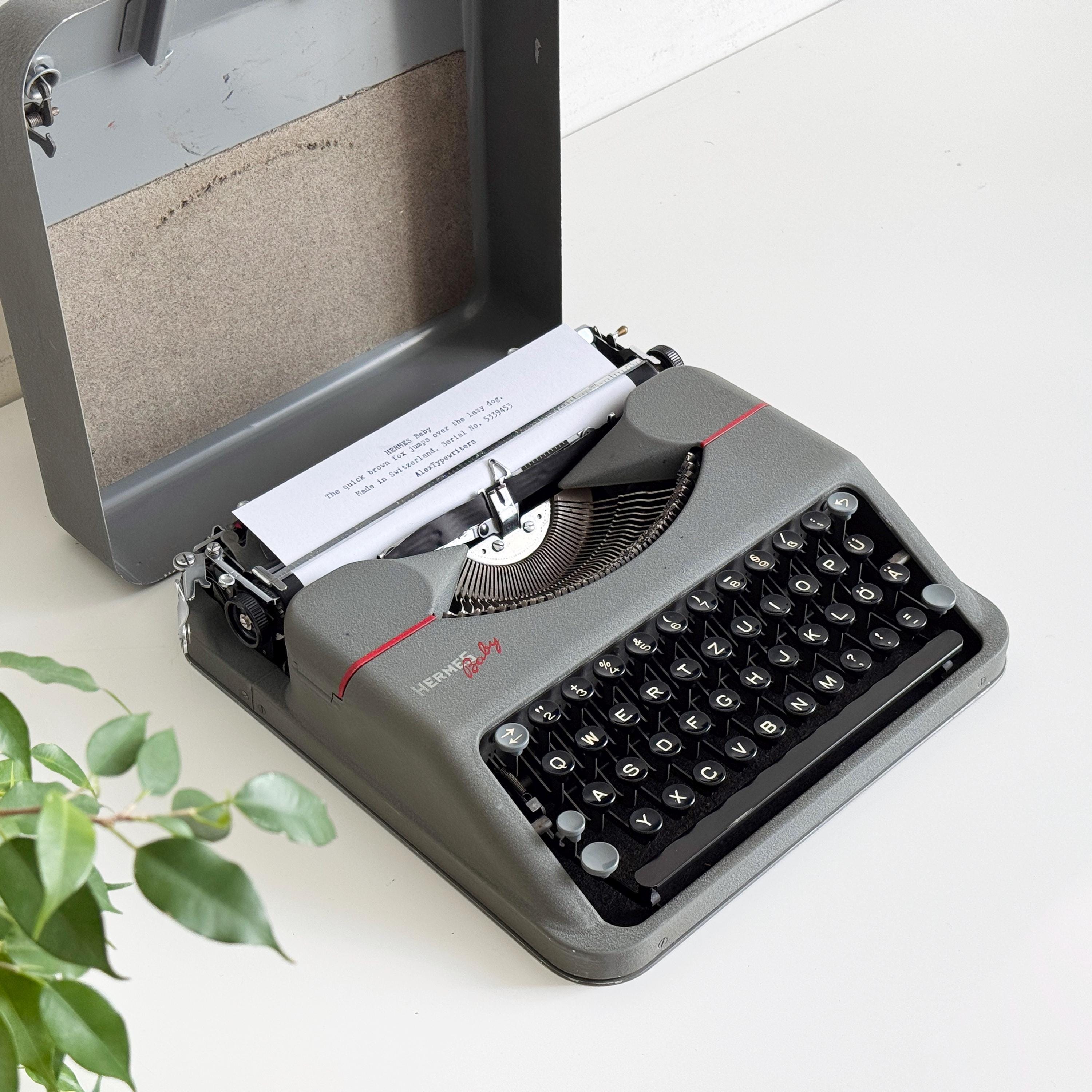 HERMES Baby タイプライター Hermes Baby Portable, Slim and Lightweight Working Typewriter