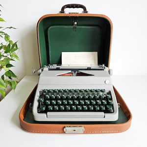 50% OFF!* FACIT TP1 typewriter, a portable vintage typewriter from the 1950s, awesome condition, with a case, unusual gift
