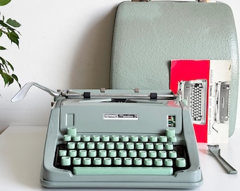 Hermes Media 3 - working portable typewriter, Vintage 1960s