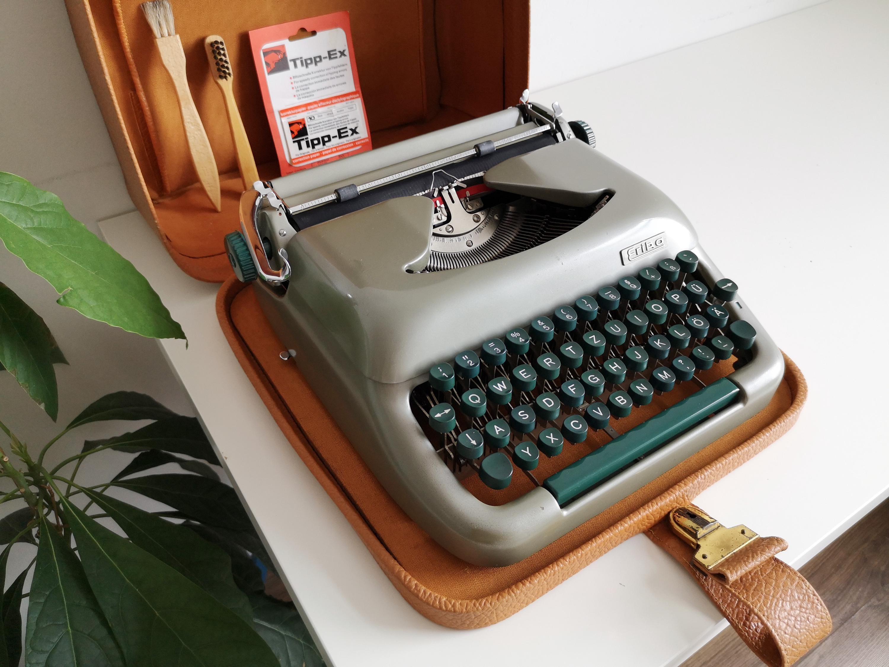AlexTypewriters - Etsy 日本