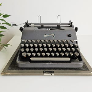Vintage Rheinmetall KST Typewriter, 1950s Gray