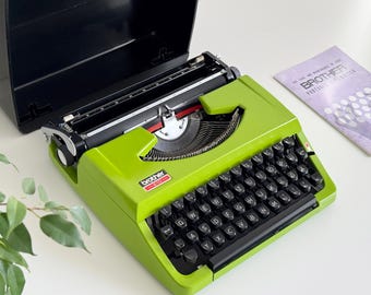 Brother Deluxe 210 Portable Typewriter – 1970s, Apple Green, Like New