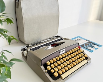 QWERTY Typewriter Brother Pro-Line 707 - Portable, 1970s, Professionally maintained, ready to use