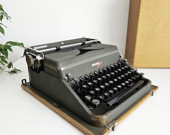 ヴィンテージ エルメス アンバサダー タイプライター - Etsy 日本