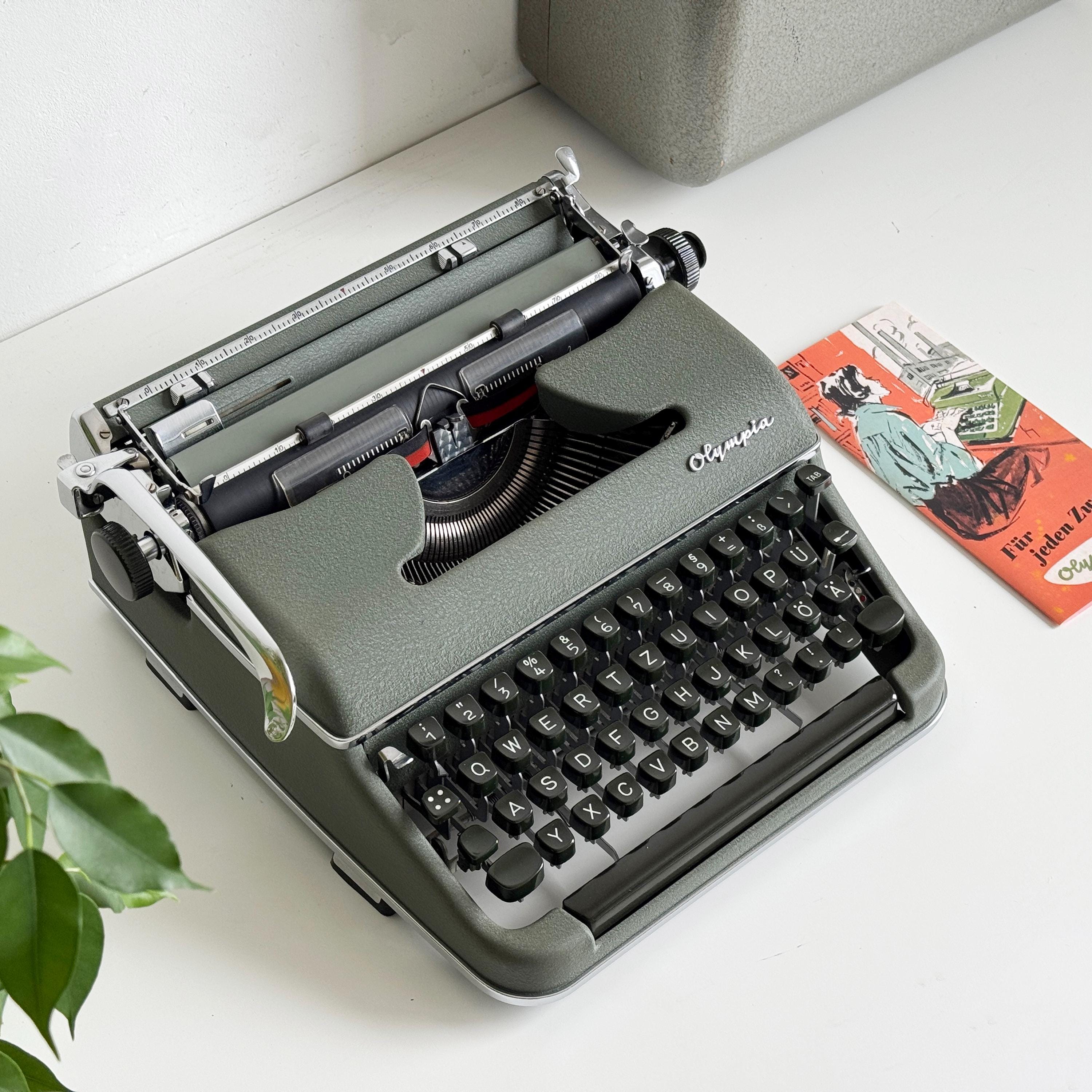 Olympia typewriter - Etsy 日本