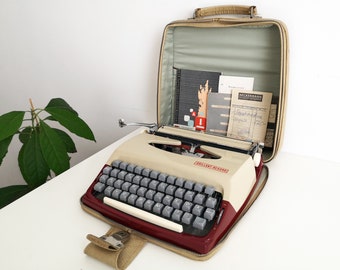 60% OFF!* Neckermann Brillant Rekord Typewriter, portable vintage typewriter from the 1970s, awesome condition.