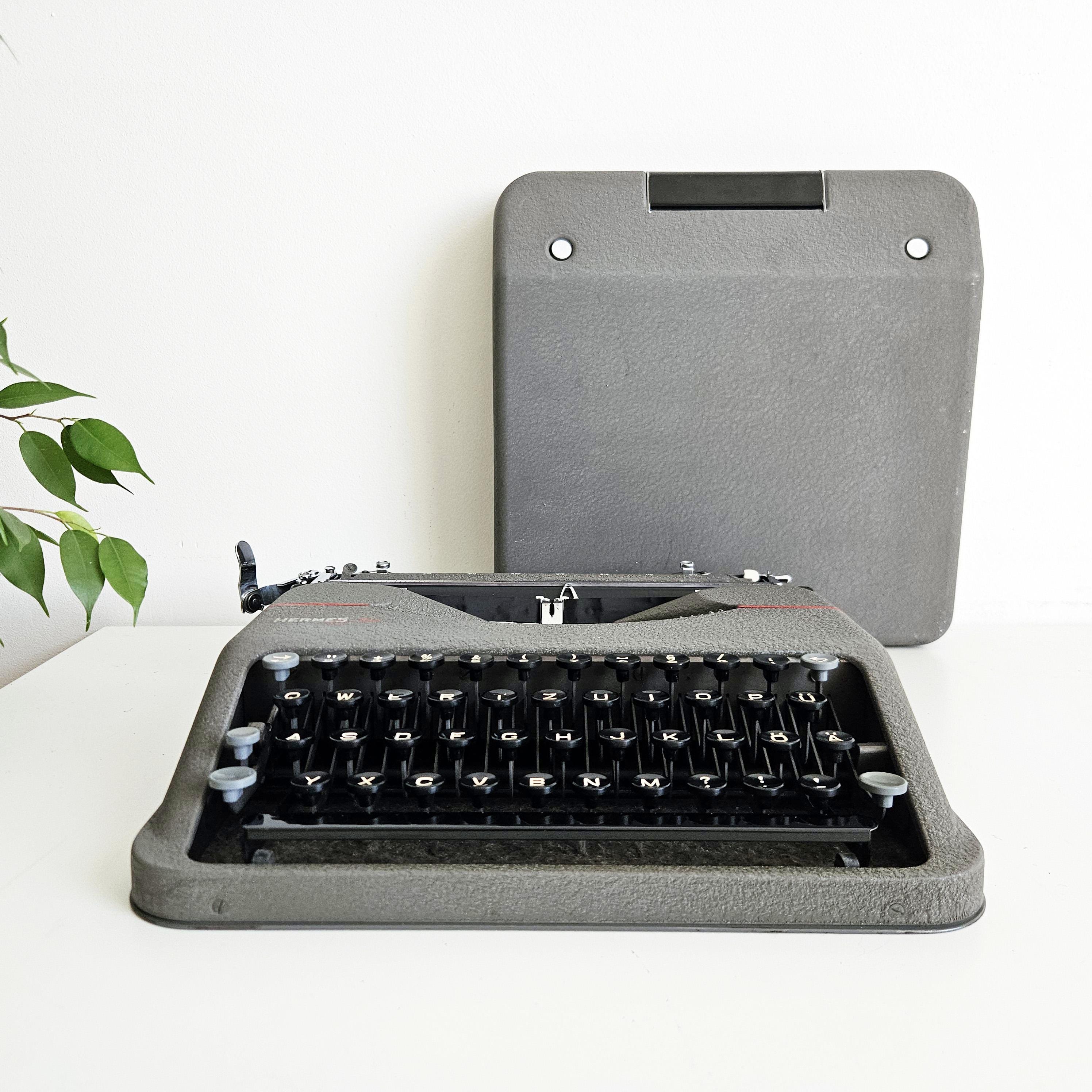 Hermes typewriter baby - Etsy 日本