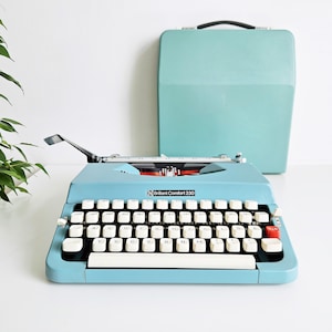 Neckermann Brillant Comfort 230 Typewriter, portable vintage typewriter from the 1970s.