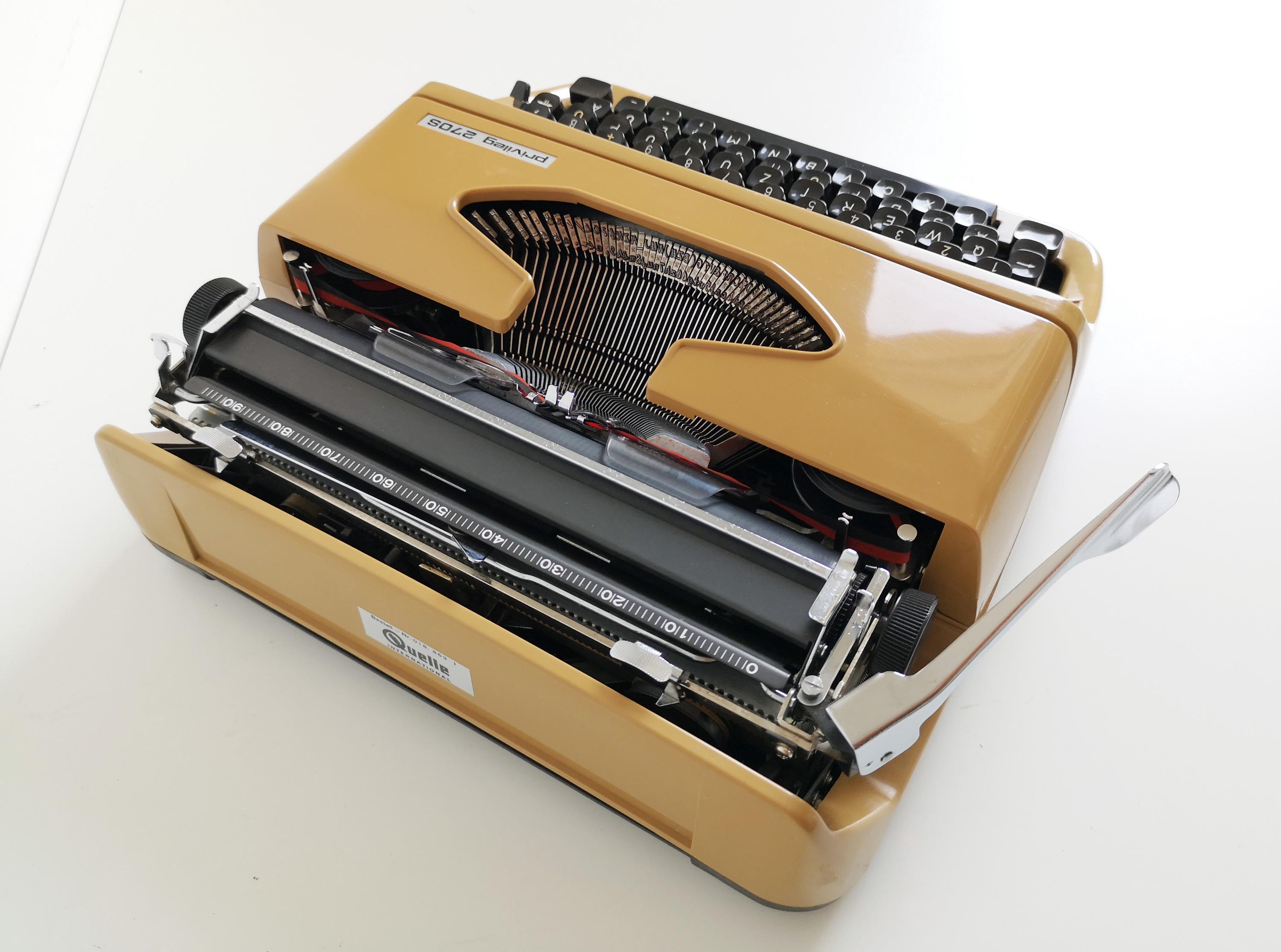 Cursive Typeface - Typewriter Privileg 270S, 1980s, Script - Etsy