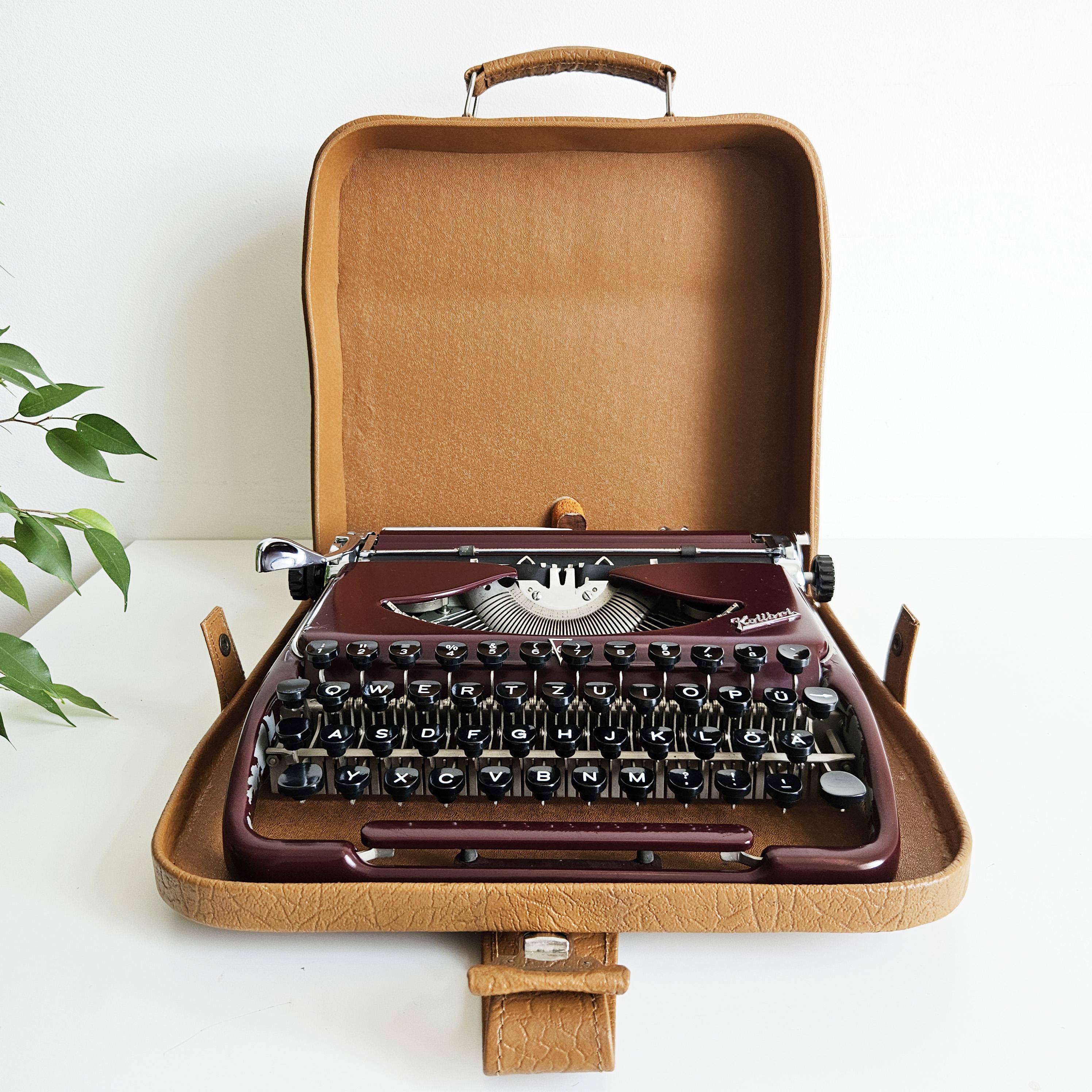 Groma Kolibri タイプライター＜ポータブルケース付き＞アンティーク Groma Kolibri タイプライター＜ポータブルケース付き