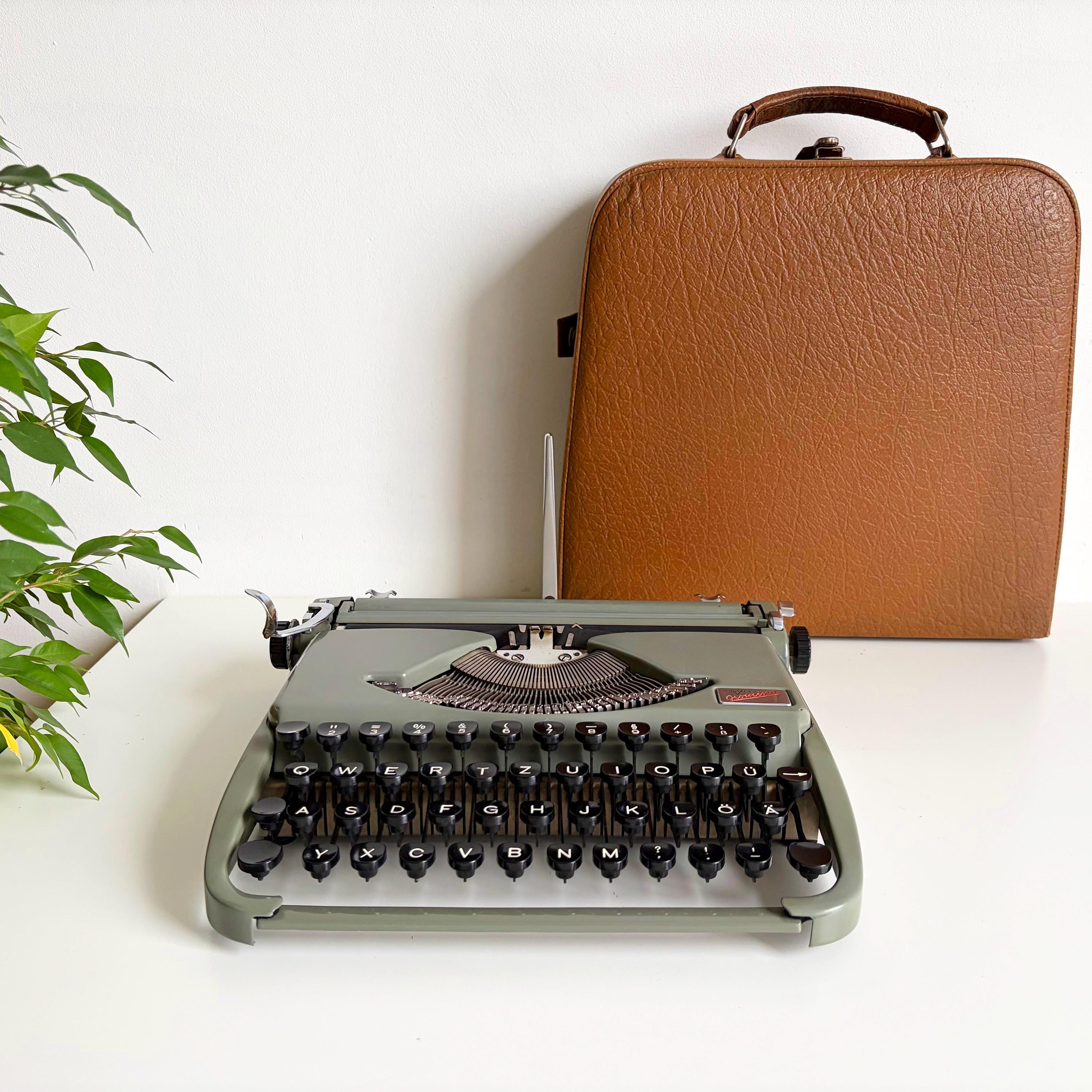Typewriters - Etsy Canada