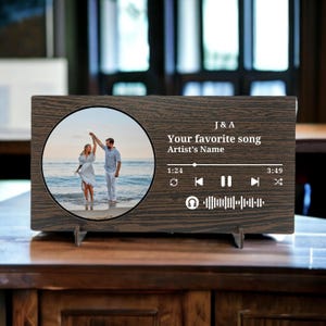 Personalized Song Custom Frame,Song Plaque Gift, Anniversary Gift for Him,Birthday Gift,Wedding Gift, Christmas Gift,Personalized Gift Song