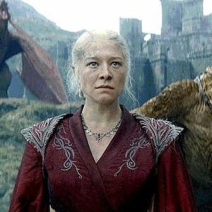 Anpassad pop av drottning Rhaenyra Targaryen från säsong 2, avsnitt 7 av Hot D. Rhaenyra sätter igång en armé av jävlar.