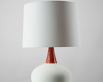 White ceramic sphere table lamp with white shade, Art Deco & Contemporary Style, Outlet and USB port included for easy charging,Bedside Lamp