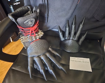 Copriscarpe Lupo Mannaro Pelosi Per Costume Halloween - Adulto Unisex Fun World - Foto 4